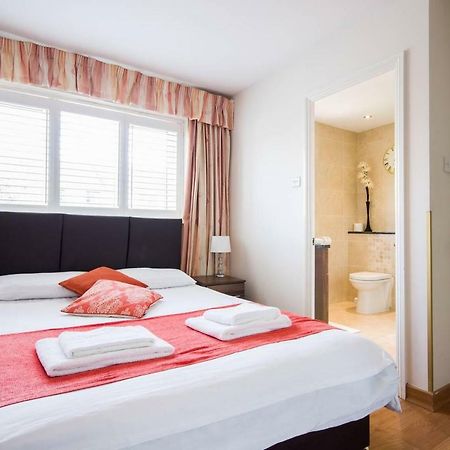 רדינג Spacious House, Sleeps 7 People מראה חיצוני תמונה