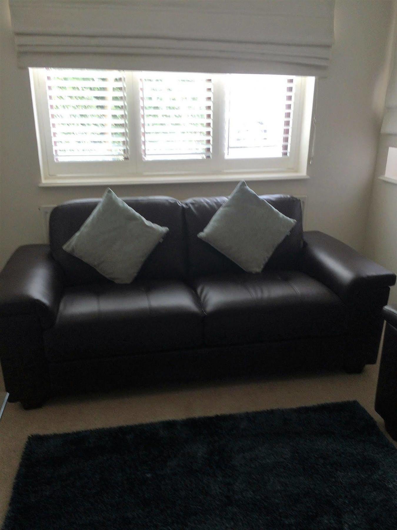 רדינג Spacious House, Sleeps 7 People מראה חיצוני תמונה