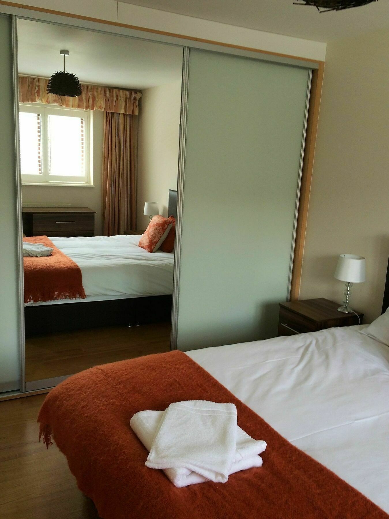רדינג Spacious House, Sleeps 7 People מראה חיצוני תמונה